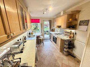 Photo 16- click for photo gallery